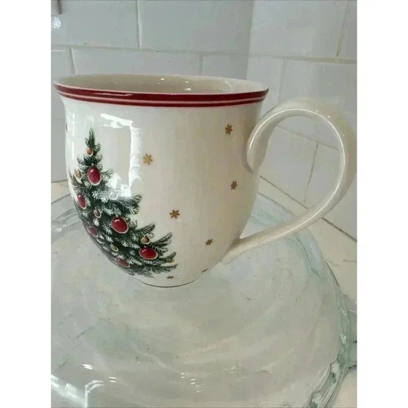 Villeroy & Boch Toys Delight Christmas Tree Porcelain Mug 4 Inch - Picture 2 of 10